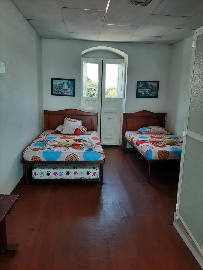 Hotel Andaluz Andalucia 외부 사진