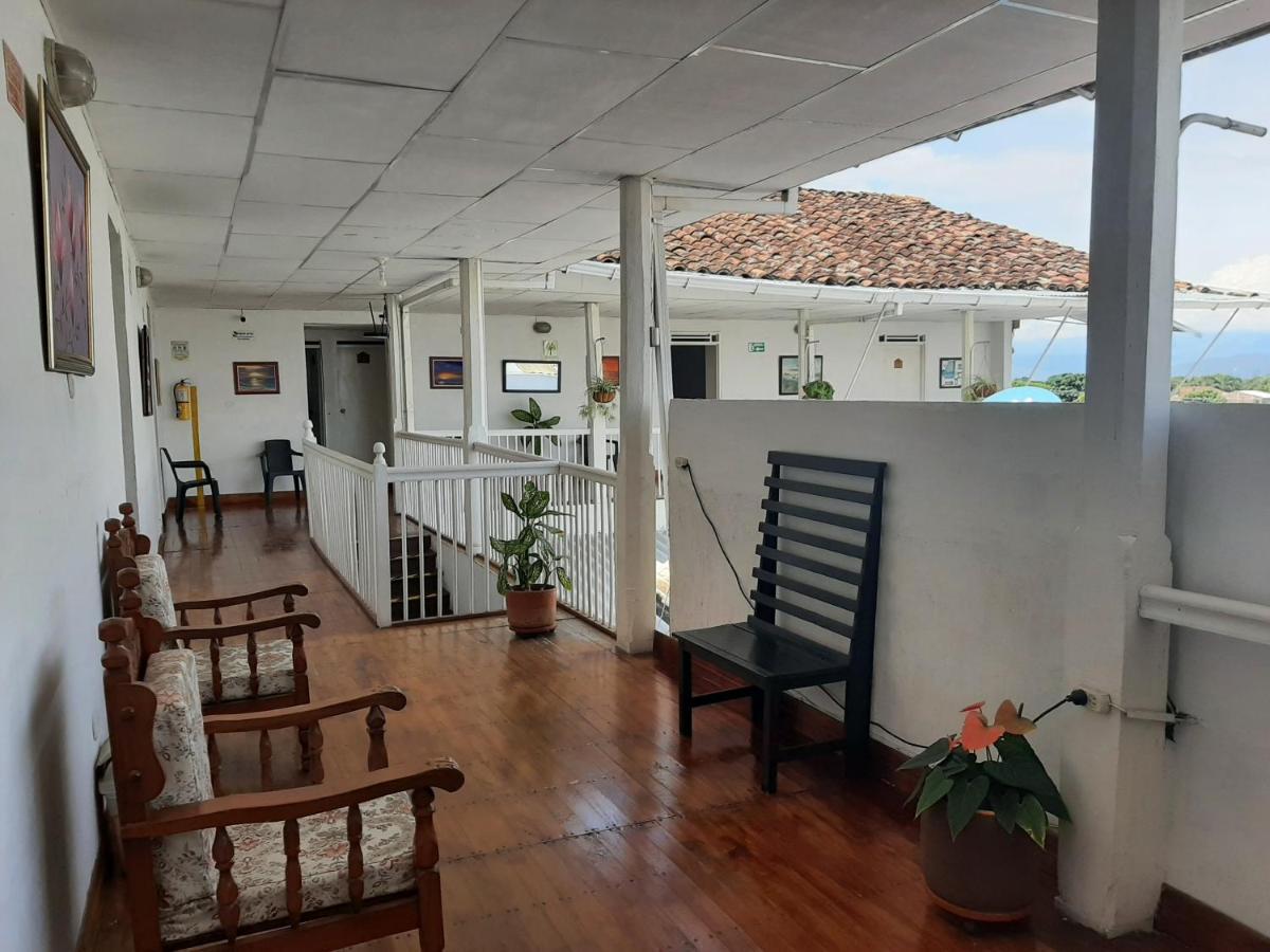 Hotel Andaluz Andalucia 외부 사진