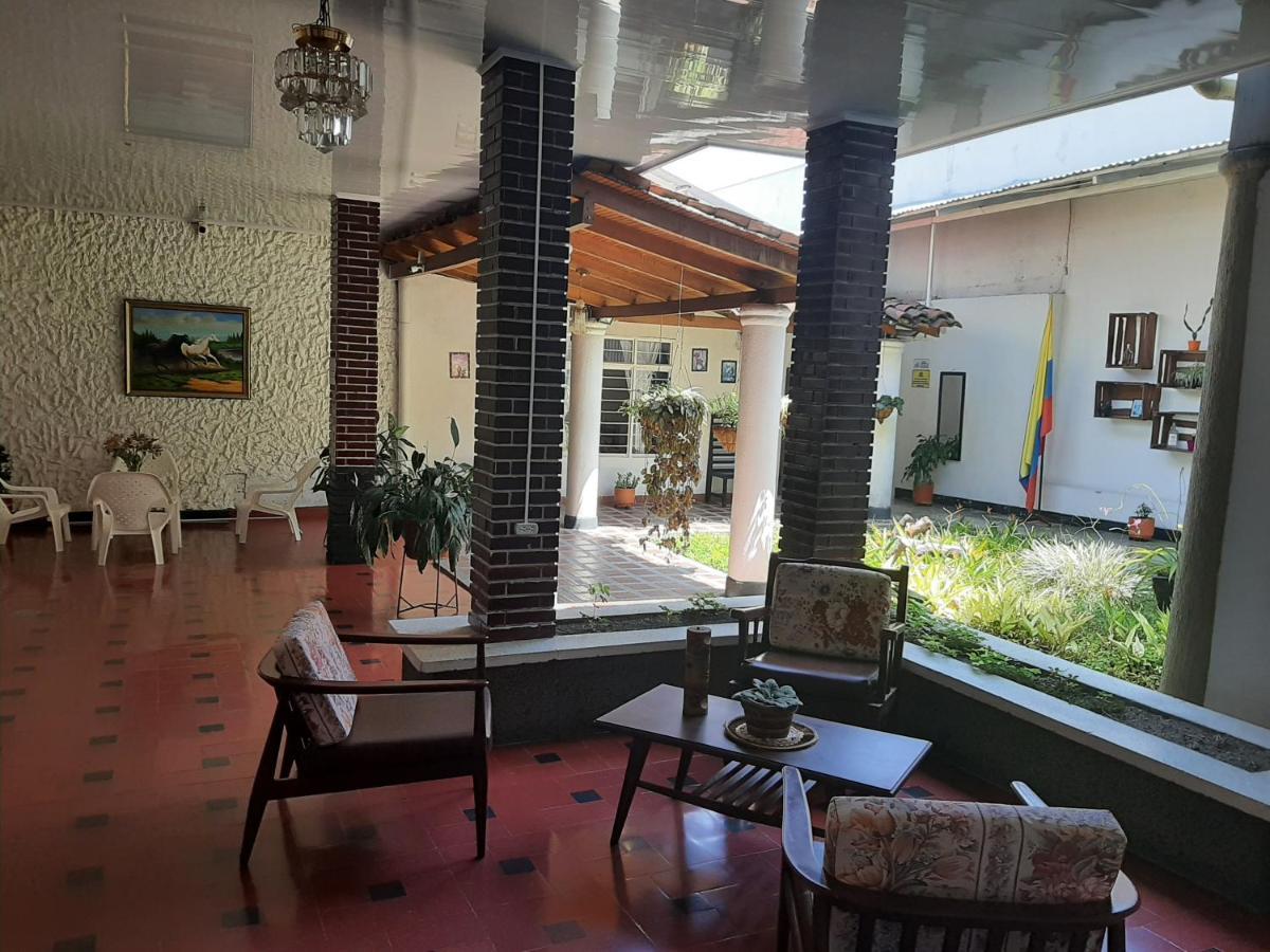 Hotel Andaluz Andalucia 외부 사진